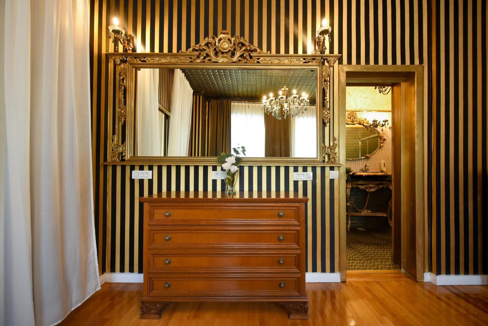 Centrally Located 2Br Apartment With Balcony & Unique Design ブカレスト エクステリア 写真